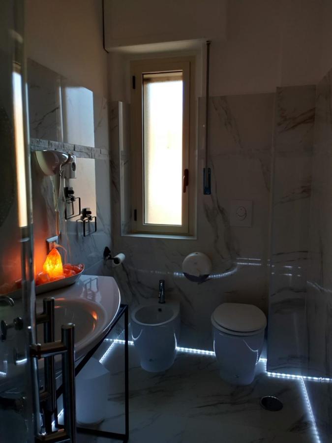 Dame Crotone Bed & Breakfast Екстериор снимка