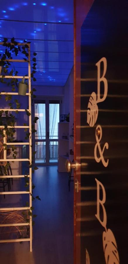 Dame Crotone Bed & Breakfast Екстериор снимка